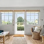 Pet Friendly In With Wifi - F07406