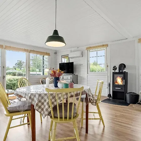 Holiday home Awesome In With Wifi