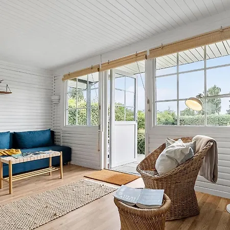 Awesome Home In Aabenraa With Wifi