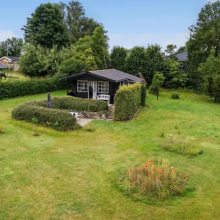 Awesome Home In Aabenraa With Wifi